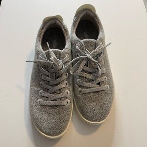 Allbirds Women Gray Wool Sneakers